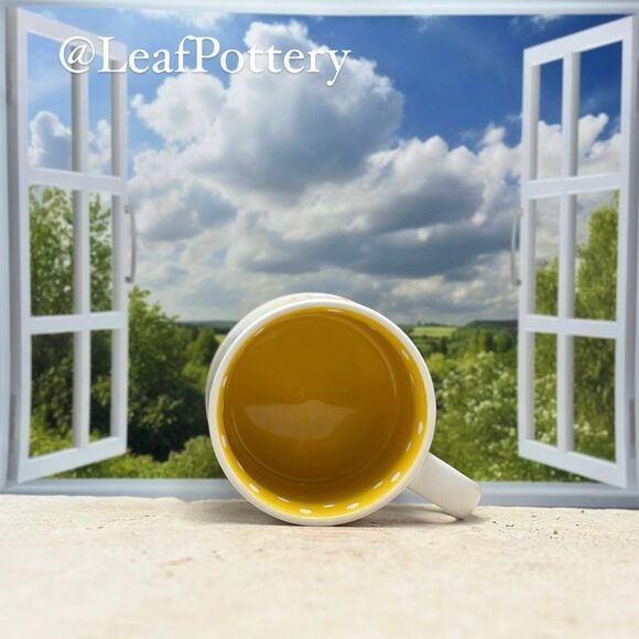 Bumble Bee White/Yellow/Orange Ceramic 16oz Mug - Picture 7 of 9